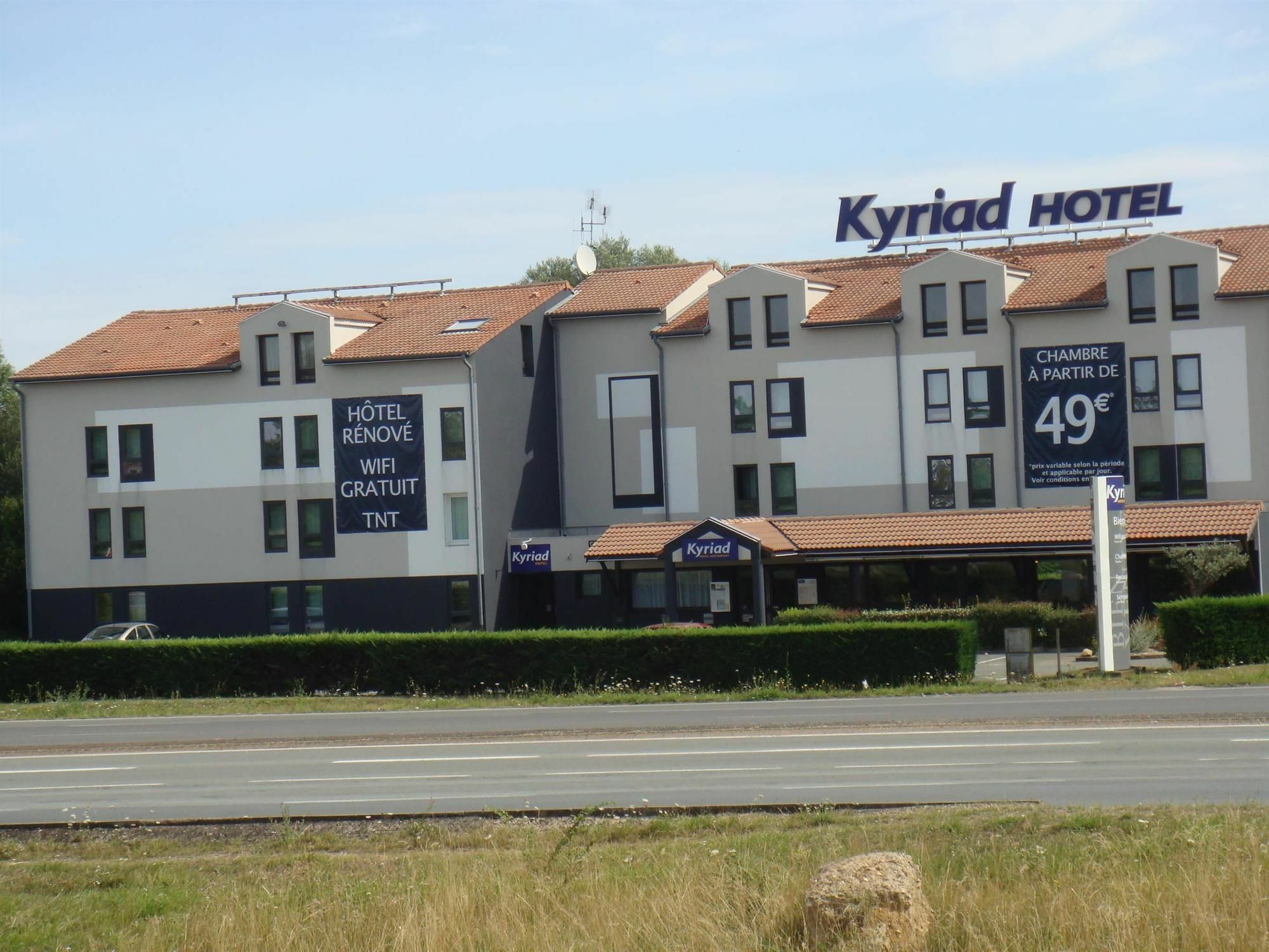 Hotel Inn Design Poitiers Sud Bagian luar foto