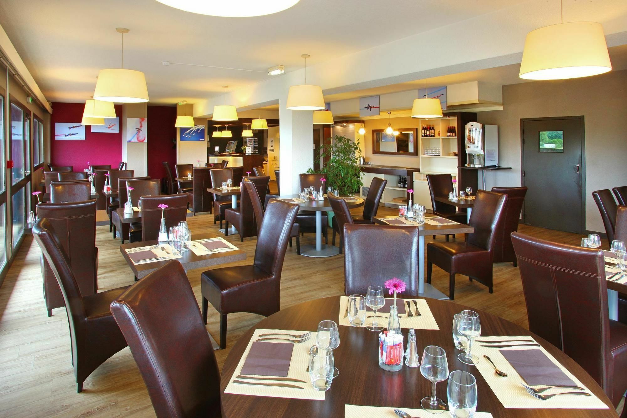 Hotel Inn Design Poitiers Sud Bagian luar foto