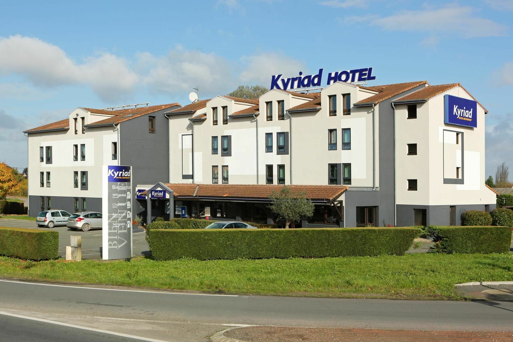 Hotel Inn Design Poitiers Sud Bagian luar foto